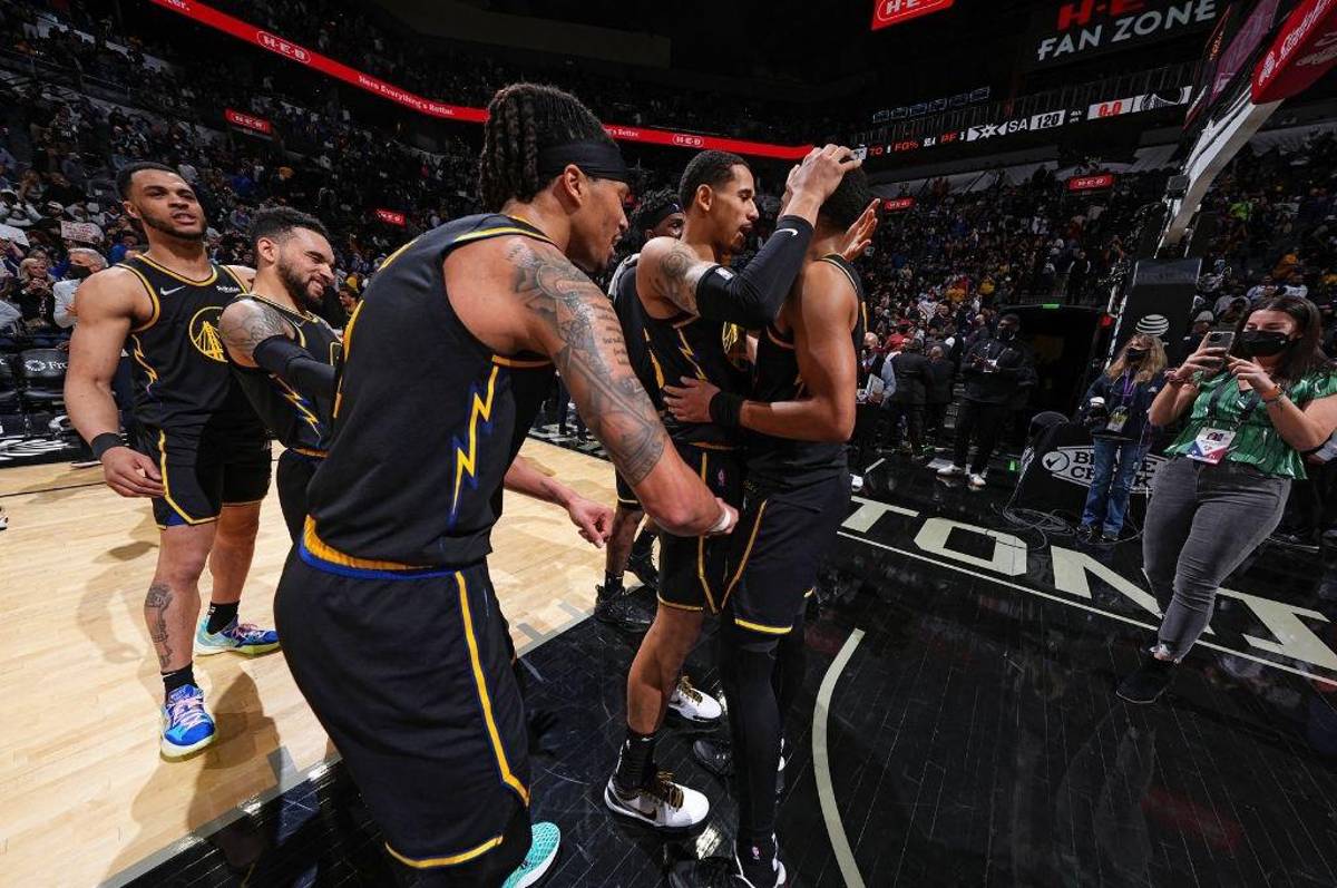 Warriors derrotan a San Antonio Spurs sin Stephen Curry, Andrew Wiggins y Klay Thompson