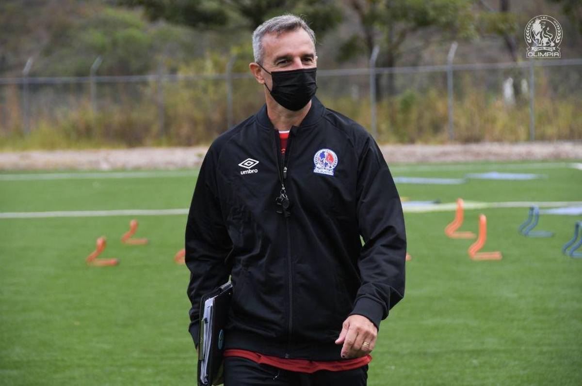 Fichajes Honduras: Olimpia y Marathón preparan barrida, Lavallén se va y DT se ofrece al león; jugador rechaza a Motagua