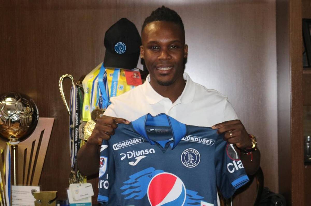 OFICIAL: Motagua anuncia que Rubilio Castillo se queda y firma nuevo contrato para el Clausura 2024