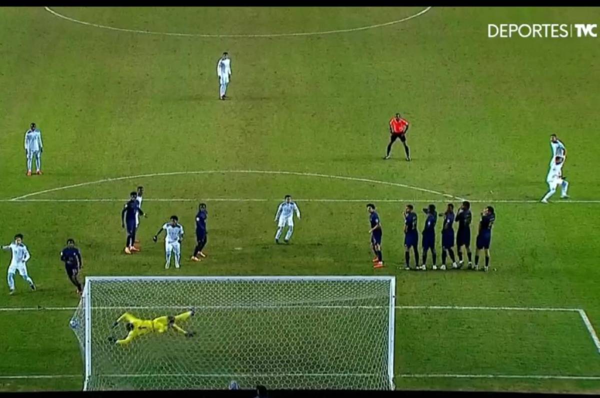 Odín Ramos la colgó en el ángulo para el primer gol de Honduras ante Francia en el Mundial Sub-20.