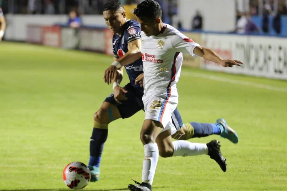 Así se vivó el minuto a minuto del empate entre Motagua y Olimpia por la semifinal de ida en Liga Concacaf