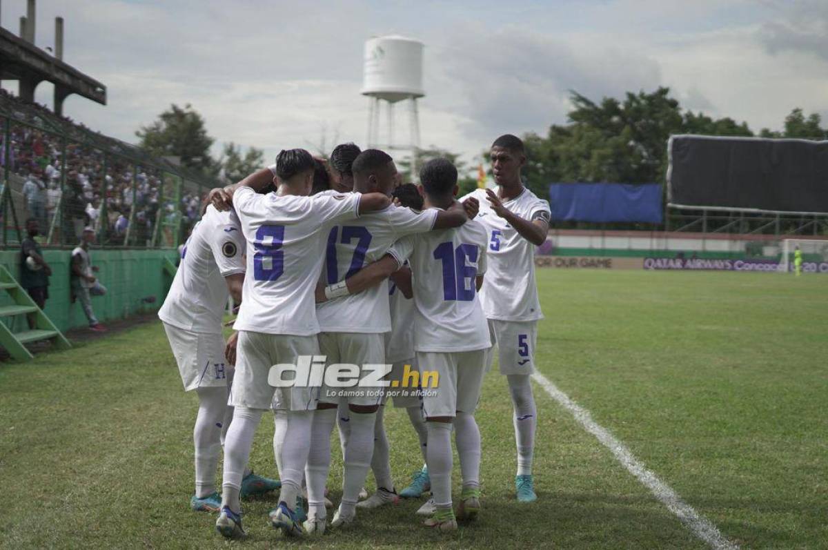 Marco Aceituno hizo el 1-0 de Honduras ante Curazao. Foto: Mauricio Ayala.