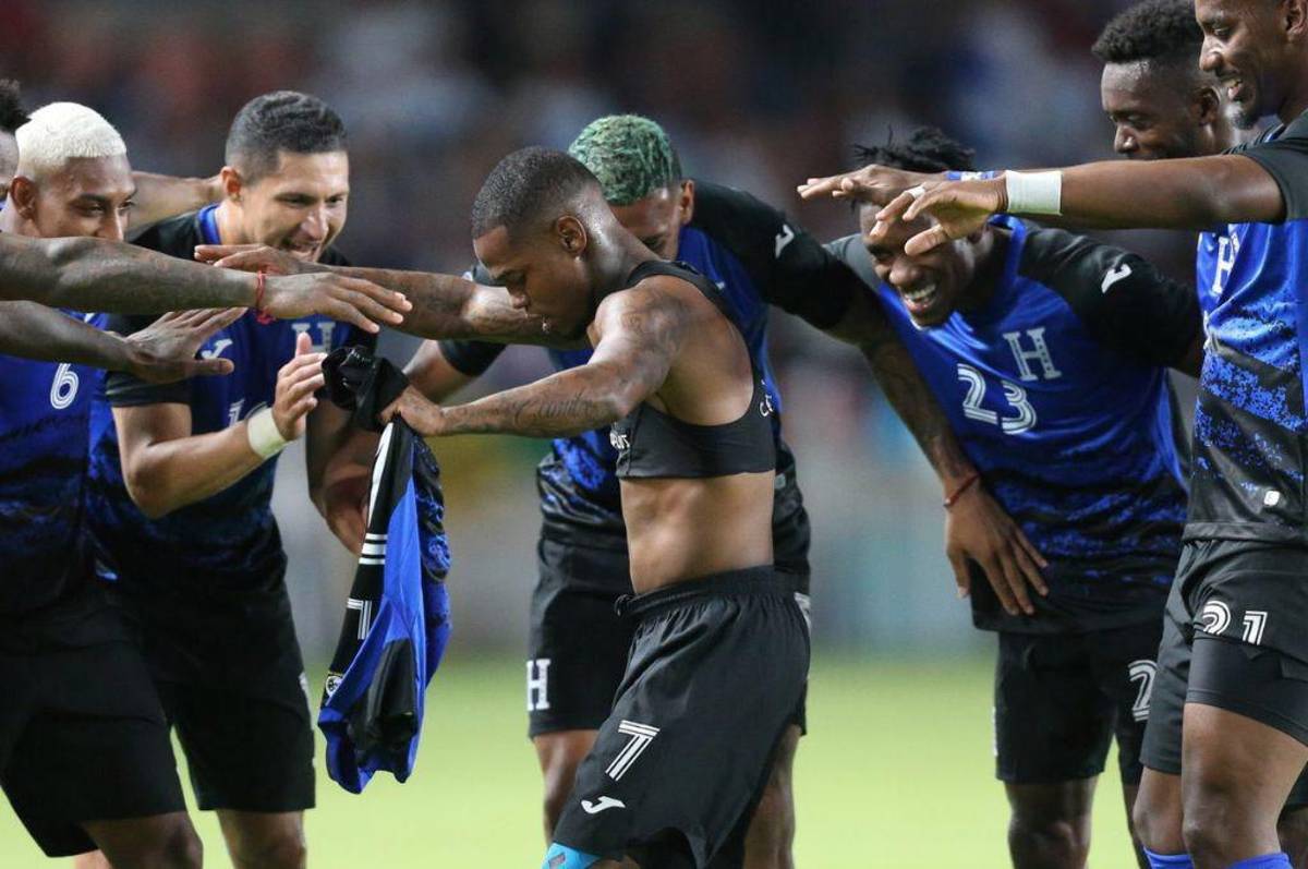 Solani Solano, el “nuevo fotógrafo” de la Selección: Así fue la llegada de Honduras al Ramón Villeda Morales