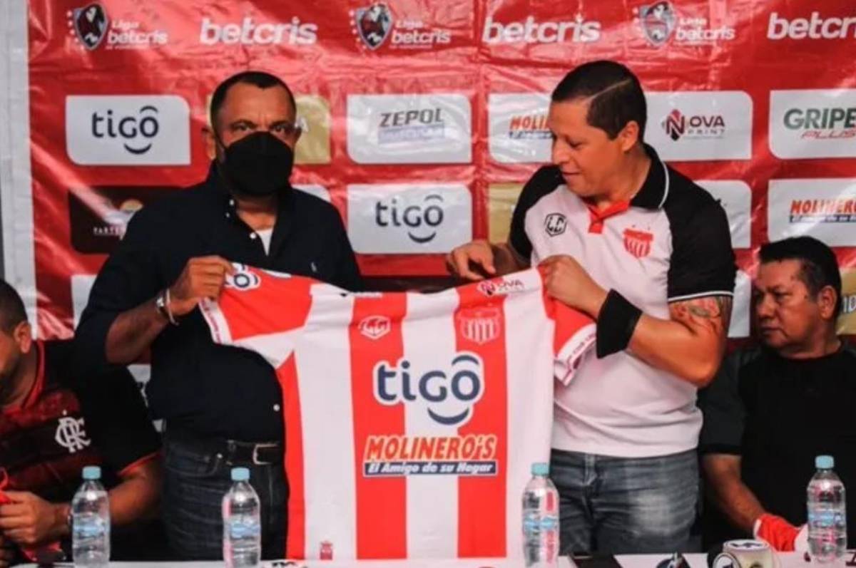 ¡Problemas en el Vida! Jairo Martínez carga contra Raúl Cáceres: “Es un mentiroso, por eso estamos como estamos”