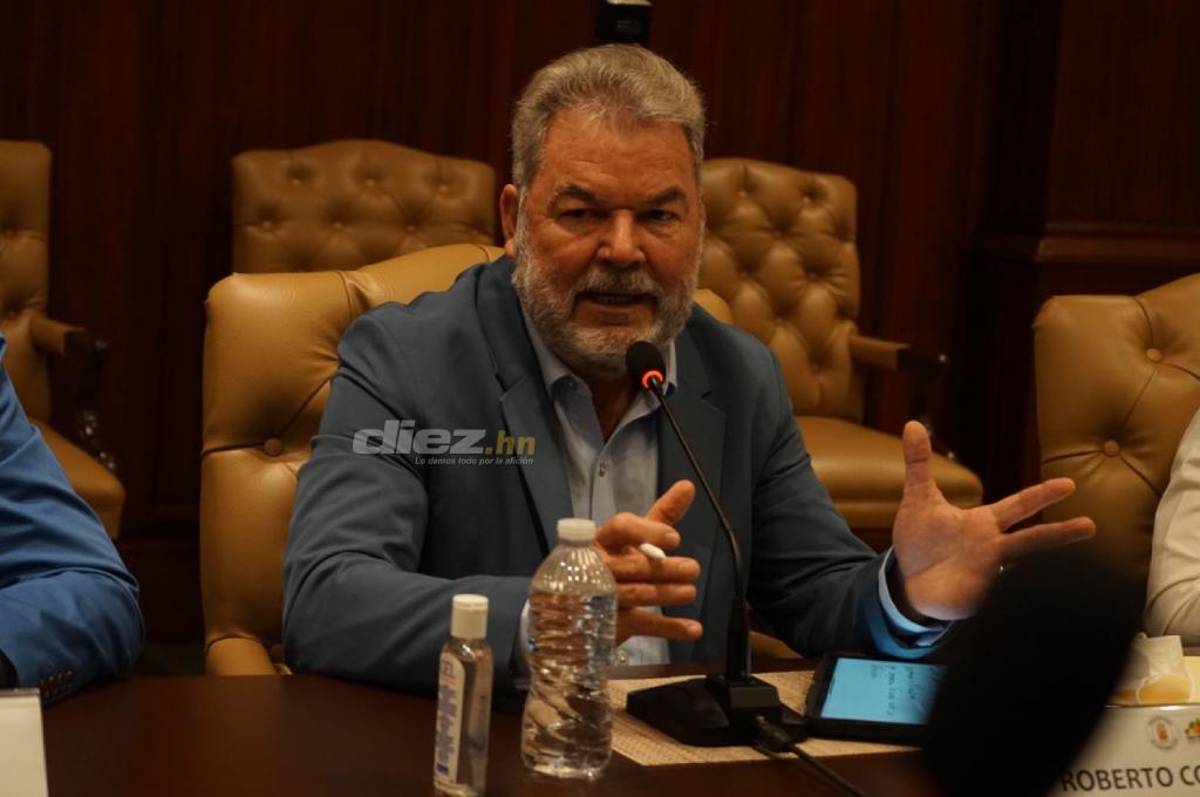 Presidentes del Real España y Marathón como pocas veces visto, el sorpresivo invitado y la confensión del alcalde