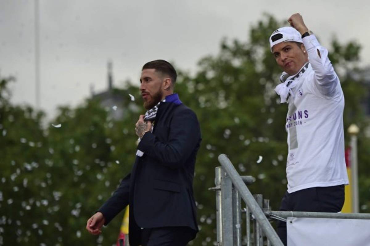 Real Madrid celebra la Undécima en Cibeles con todos sus aficionados