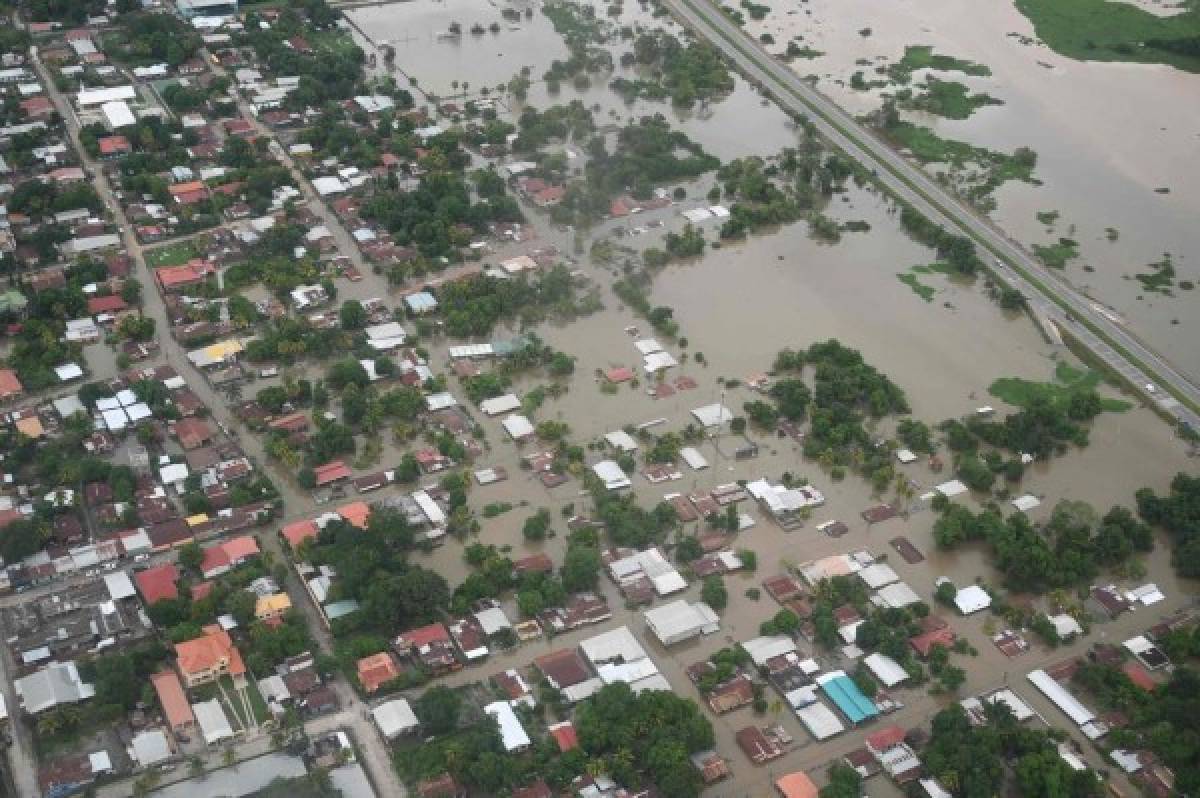 El Valle de Sula en Honduras, bajo el agua por Iota: Las apocalípticas fotografías aéreas