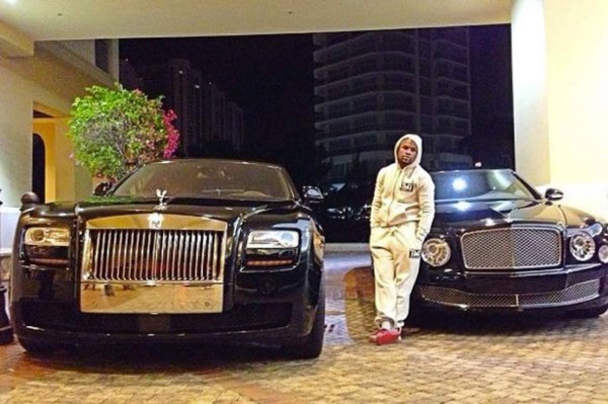 Las 50 locuras y fiestas inolvidables de Floyd Mayweather Jr