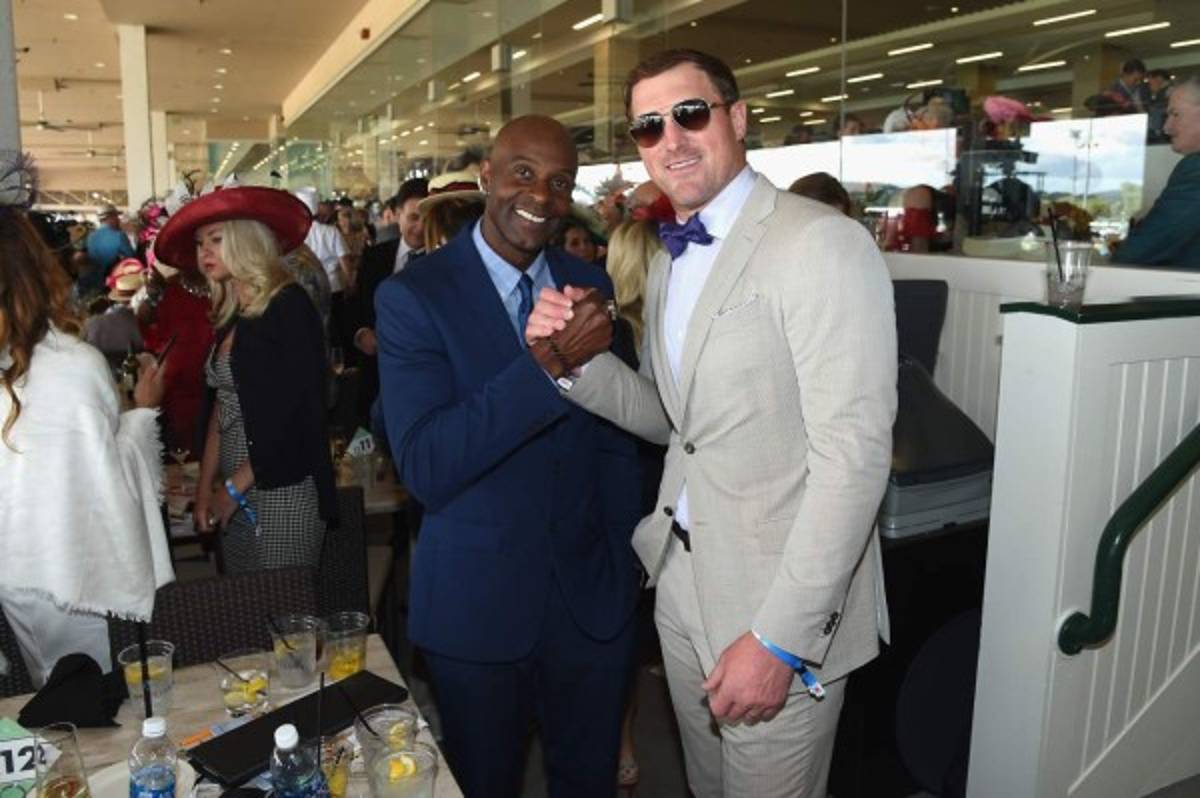 Lluvia de famosos y colorido en el Derby de Kentucky que ganó el puertorriqueño John Velázquez