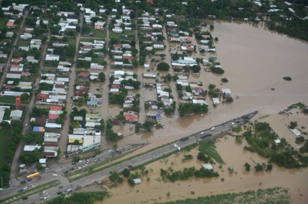 El Valle de Sula en Honduras, bajo el agua por Iota: Las apocalípticas fotografías aéreas