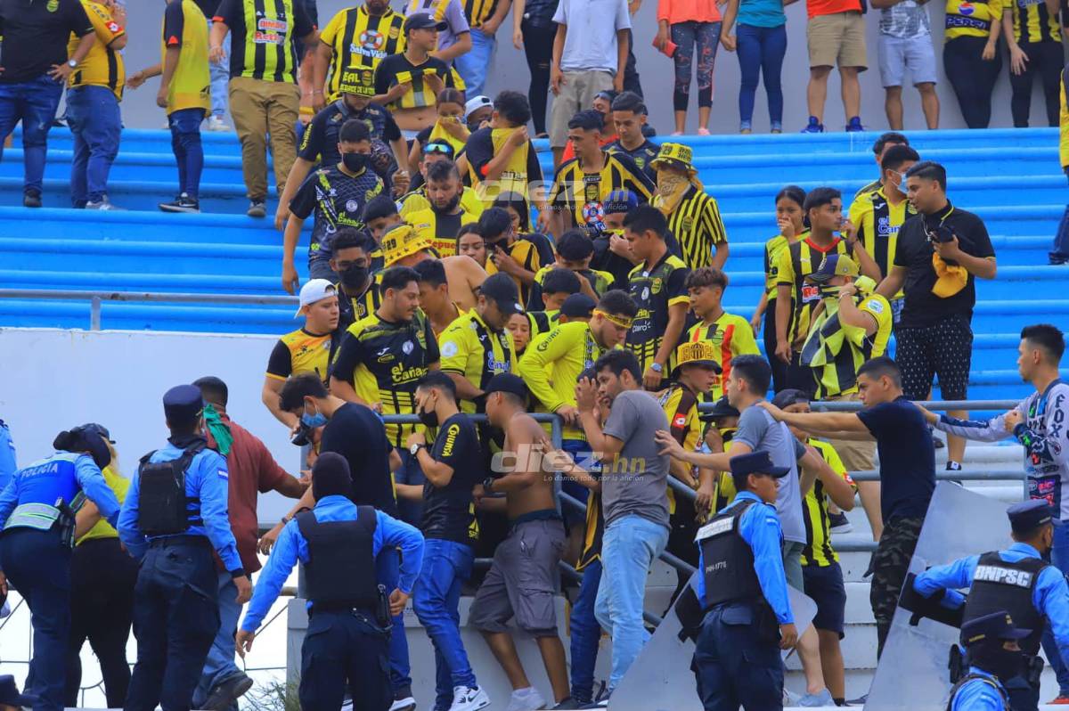 Vergonzosas imágenes: Así fueron los actos vandálicos de los aficionados del Real España en el estadio Olímpico tras perder la final