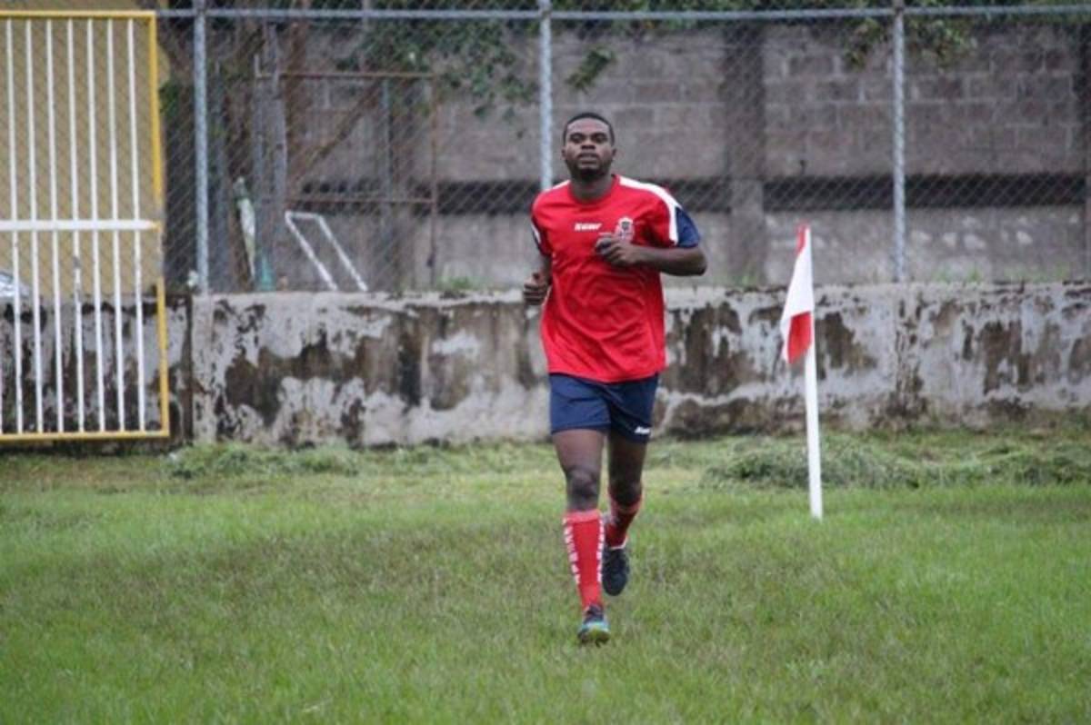 MERCADO: Rony Martínez regresa y Welcome sigue en el extranjero