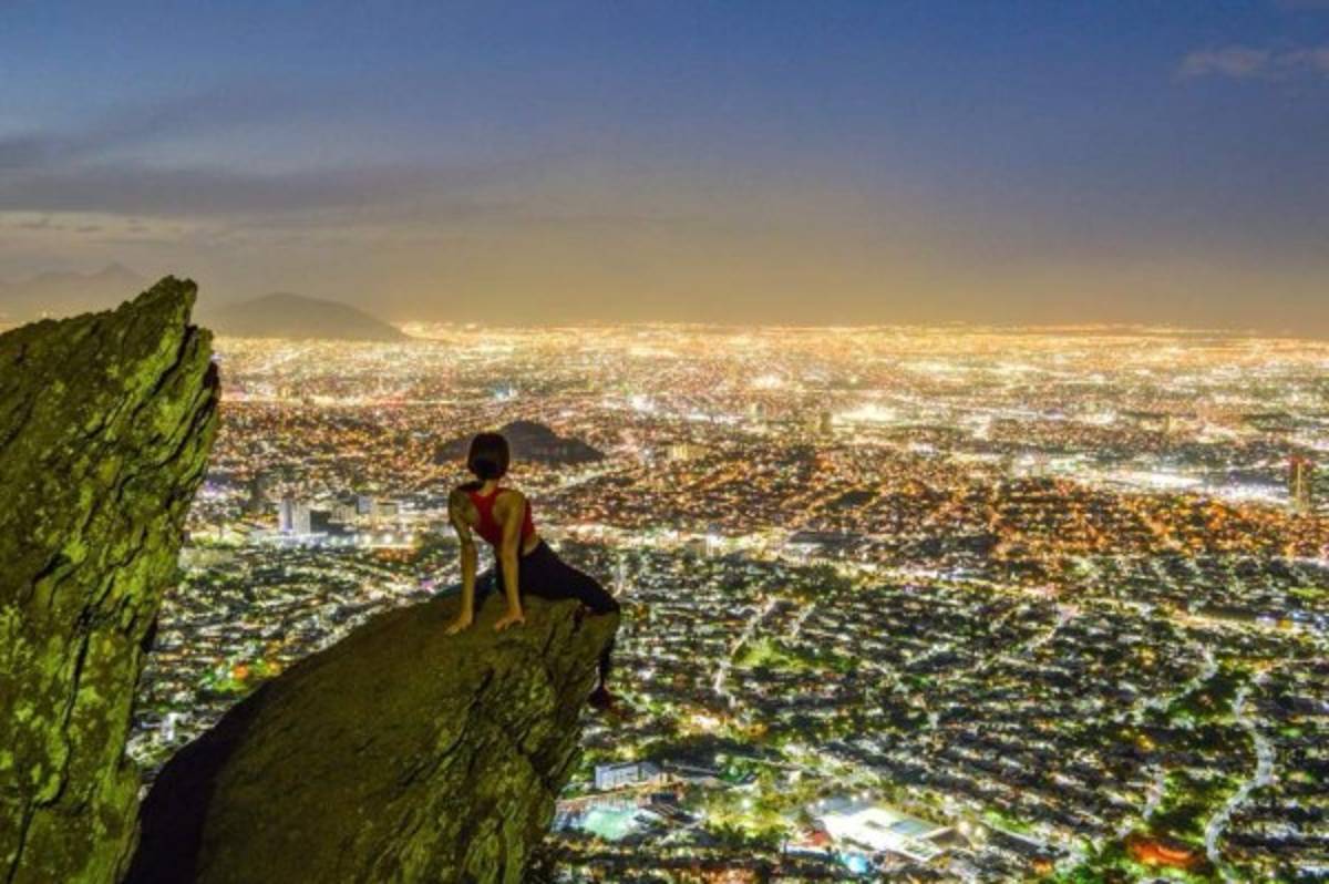 Melanie Pavola, la guapa aficionada mexicana que se ilusiona con el mundial