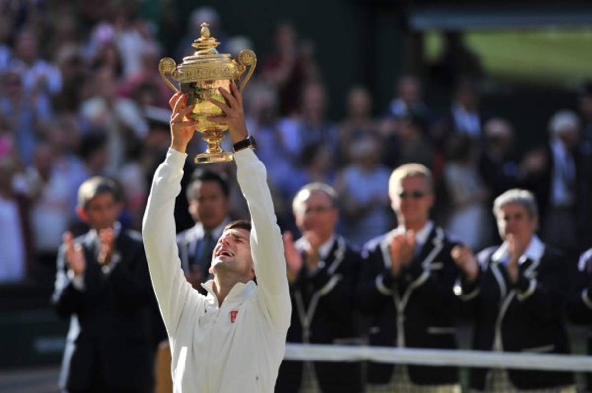 Novak Djokovic gana su segundo Wimbledon y vuelve a ser número
