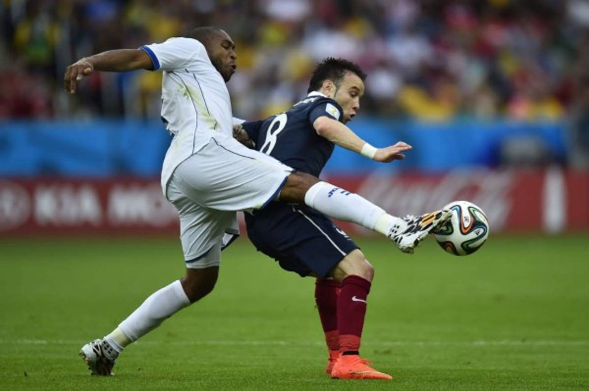 Honduras cae ante Francia en su debut 3-0