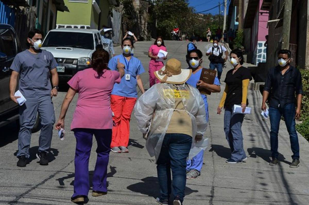 Tegucigalpa con colonias militarizadas, mercados con gente y calles desoladas