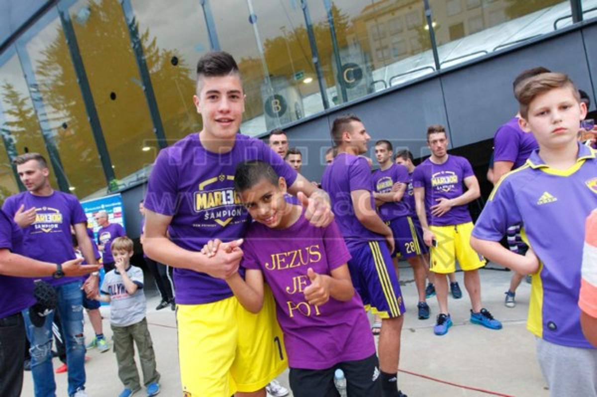 TOP 15: ¡Los futbolistas más baratos de la Champions League 2017/18!