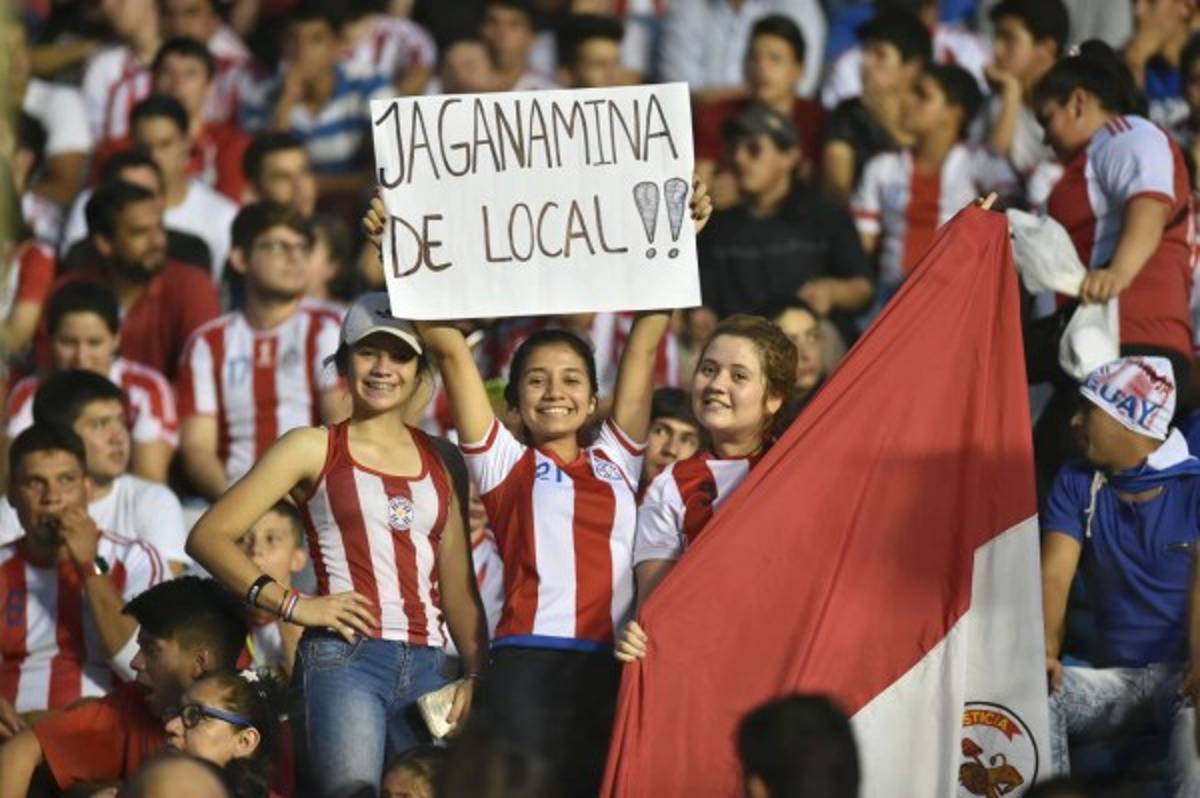 NO SE VIO POR TV: La celebración de Messi; el lamento guaraní y las lágrimas chilenas