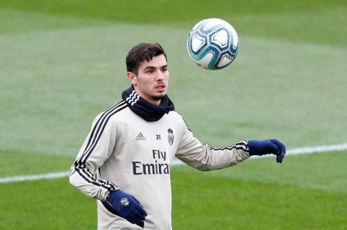 Ana Mena, cantante española niega tener una relación con futbolista del Real Madrid   