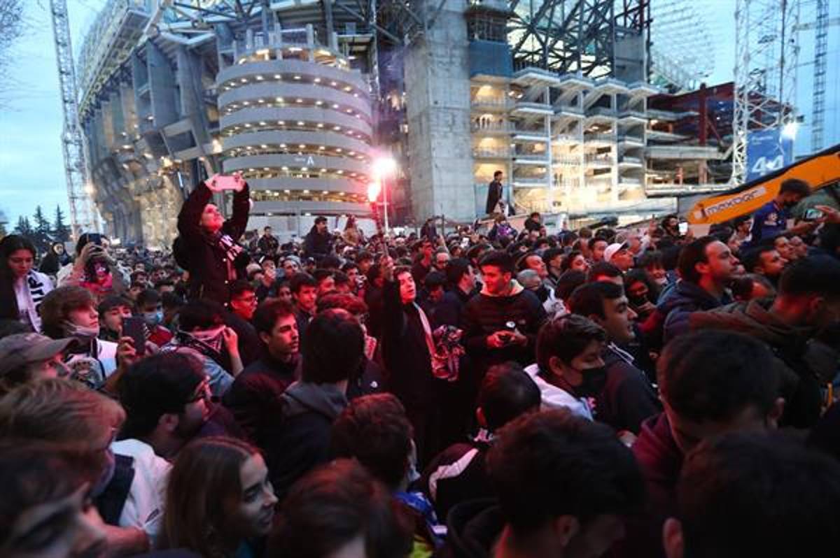 Espectacular recibimiento a los jugadores del Real Madrid en el Bernabéu y los invitados de lujo