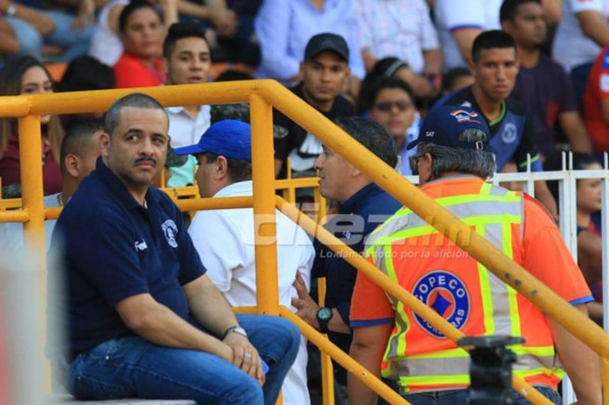 NO SE VIO POR TV: Wilson se saca la furia con Martínez y Rubilio hace gesto de crack a Costly  