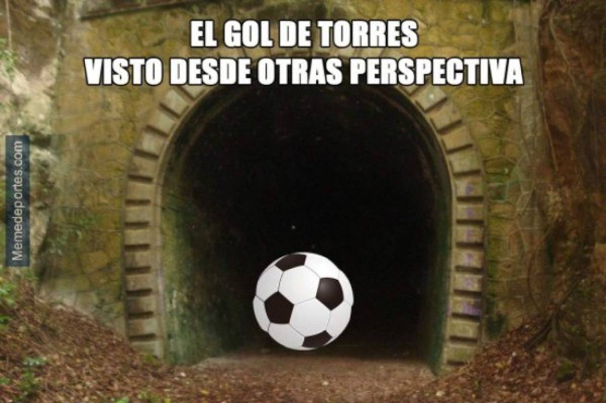 El Barcelona y el 'Niño' Torres fusilados con los memes