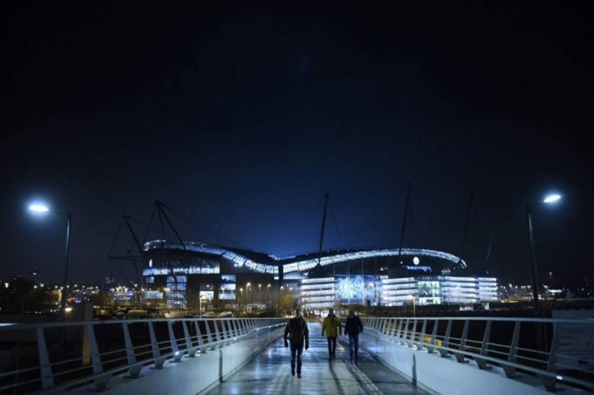 Las imágenes que la TV no muestra en la Champions League  