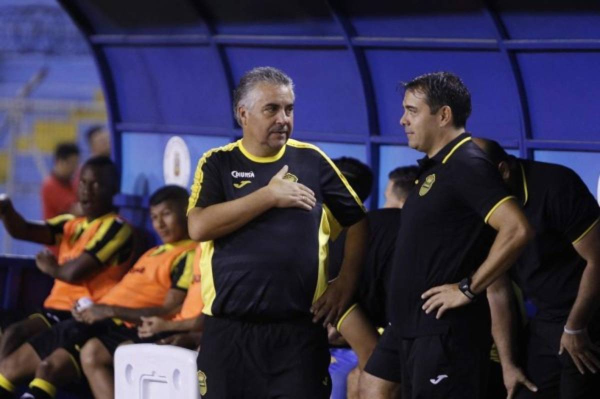 Fichajes Honduras: Español dirigirá a Real Sociedad y Franco Güity cambia de club en Asia