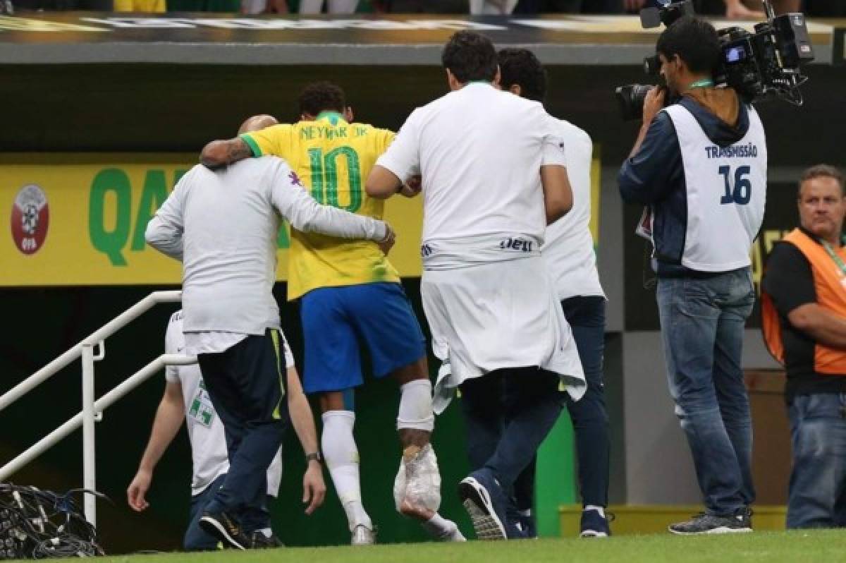 FOTOS: Así fue el drama que vivió Neymar tras su ruptura de ligamentos en el tobillo