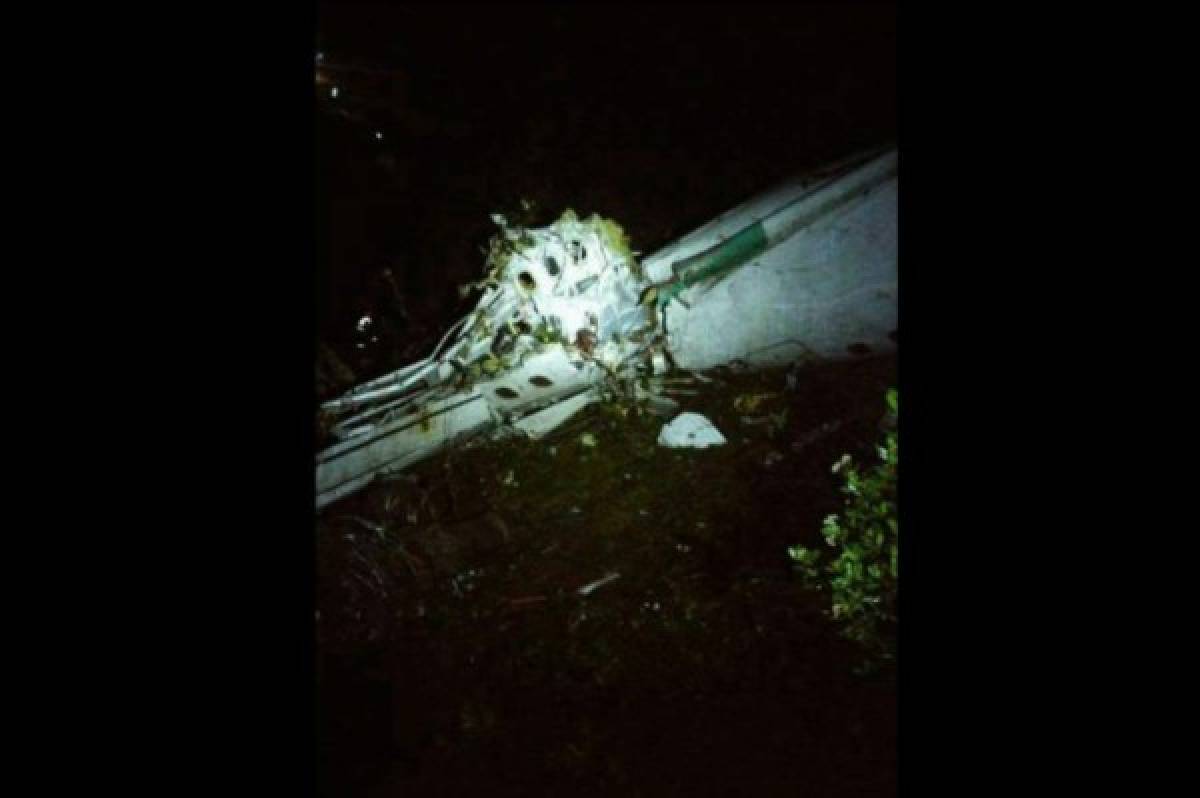 Terribles fotos del avión que se estrella con el club Chapecoense