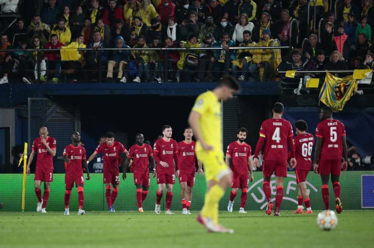 El festejo del Liverpool en el campo del Villarreal luego de avanzar a la final de la Champions y la emoción de Luis Díaz