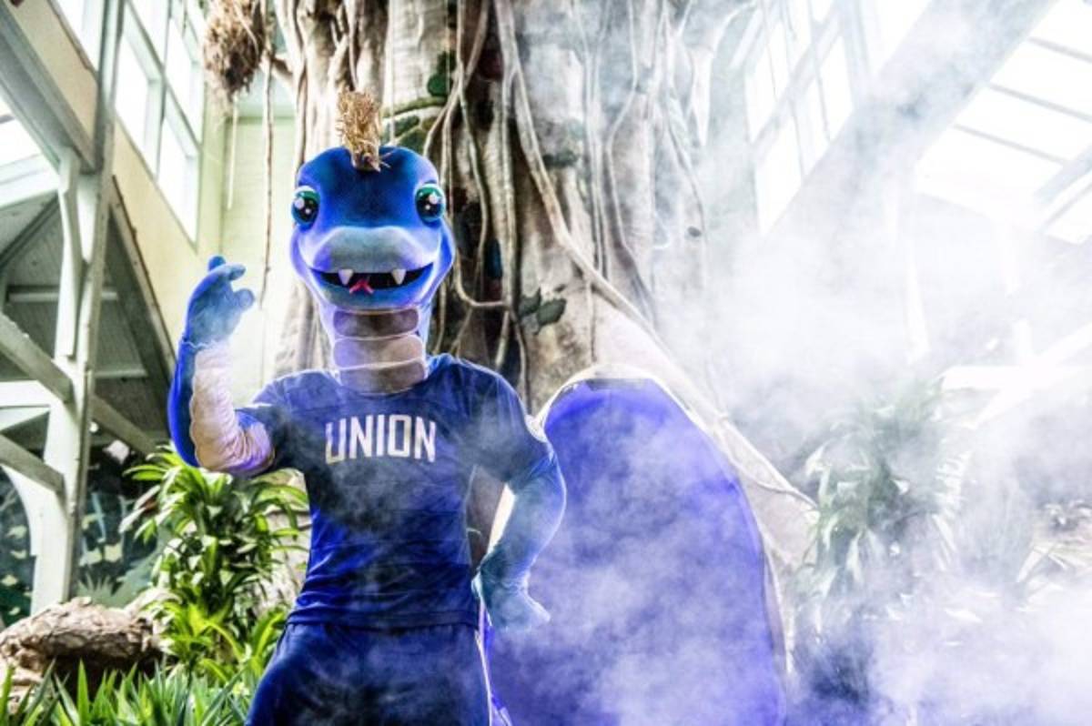 Estas son todas las mascotas que animan a los equipos en la MLS