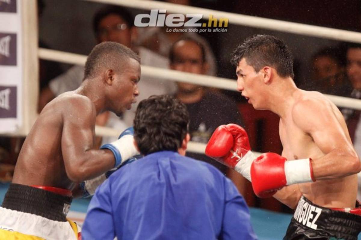 La mejores imágenes de la pelea etre el Escorpión Ruiz vs 'Veneno” Domínguez