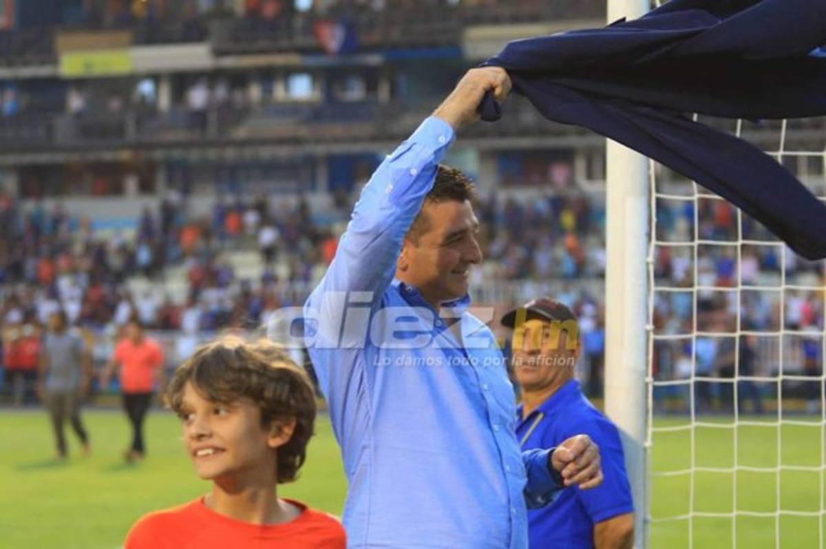 NO SE VIO POR TV: Wilson se saca la furia con Martínez y Rubilio hace gesto de crack a Costly  