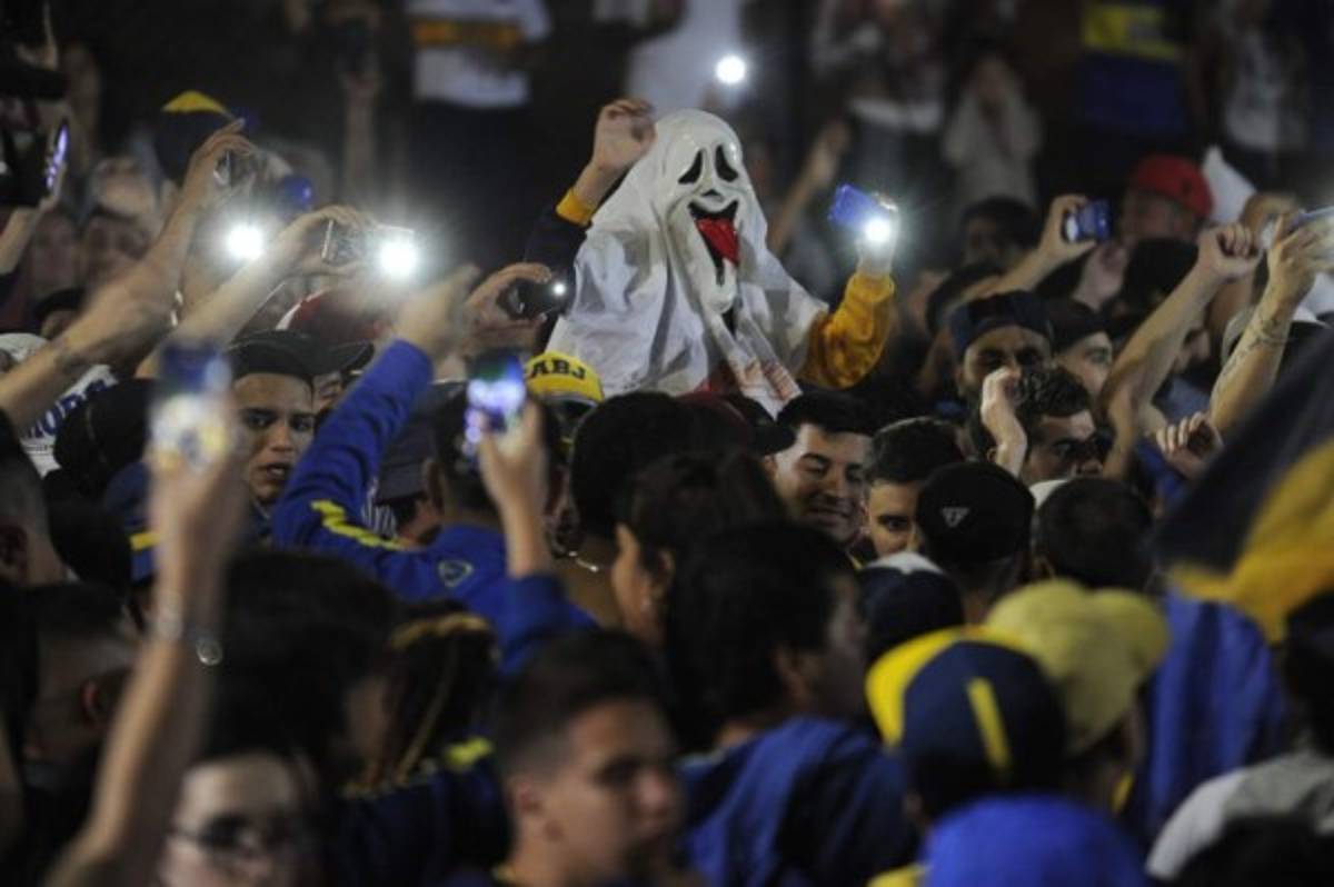 FOTOS: La impresionante despepida de los aficionados al Boca Juniors