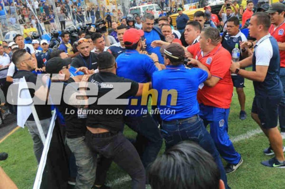 FOTOS: Golpes entre Diego Vázquez y Osman Madrid en el zafarrancho de la Gran Final entre Olimpia y Motagua