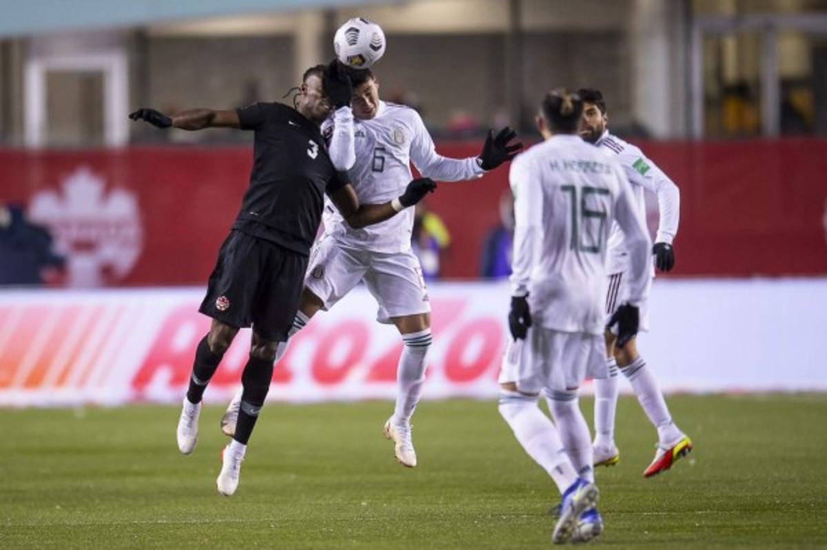 Fotos: Fiesta canadiense, bronca al final del partido y la tremenda frustración de los mexicanos