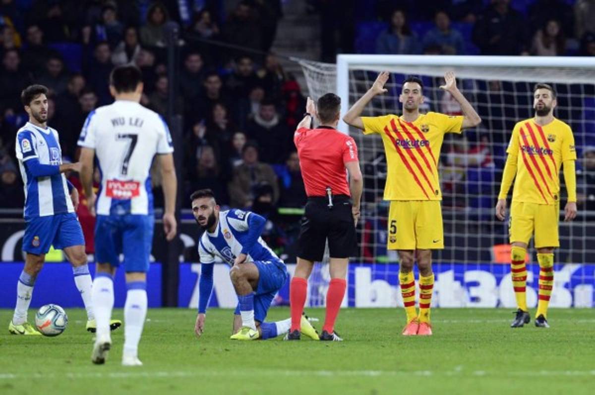 Fotos: El enojo de Luis Suárez, la tristeza de Messi y el crack que fue expulsado por primera vez