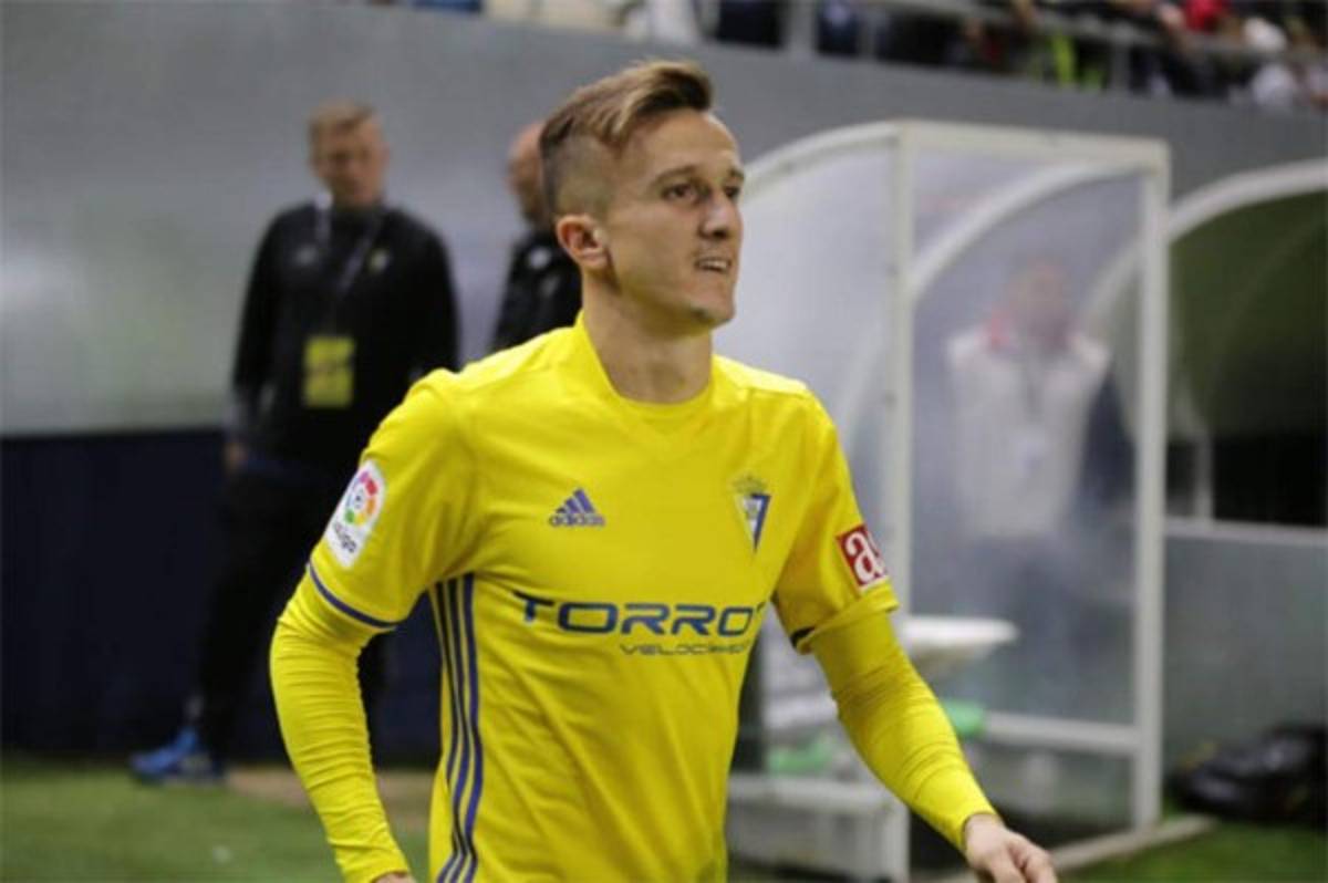 ¿Juega el Choco Lozano? El 11 titular que alista el Cádiz para sorprender al Atlético en la Liga Española