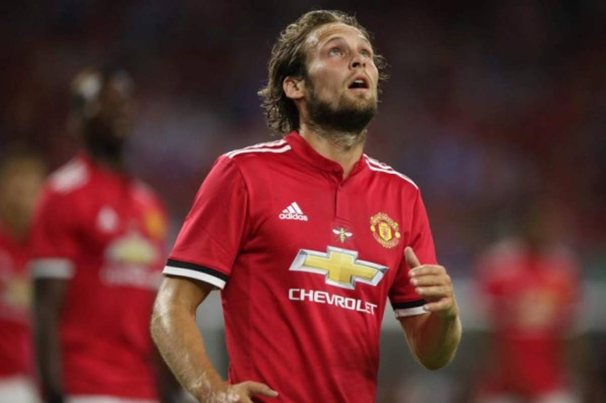 FICHAJES: Uruguayo llega al Madrid; Suazo ficha a hermano de crack mundial