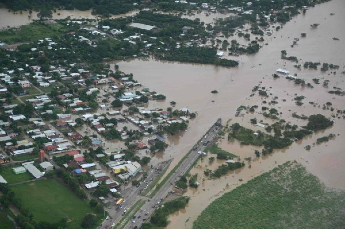 El Valle de Sula en Honduras, bajo el agua por Iota: Las apocalípticas fotografías aéreas