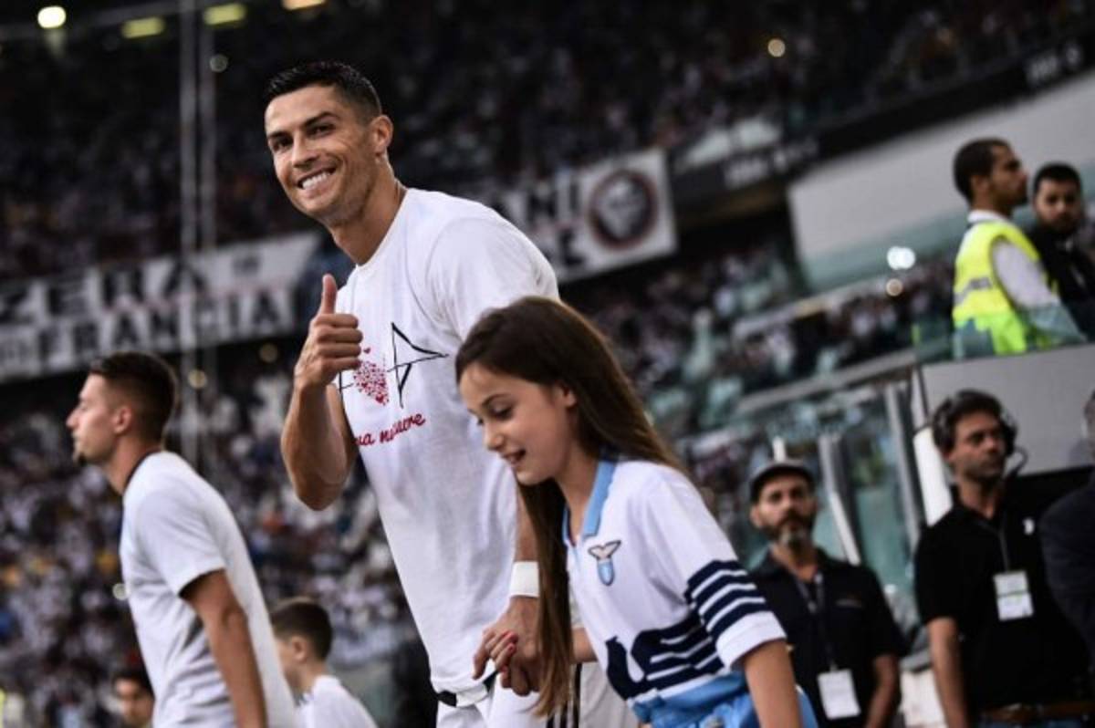 Así recibieron a Cristiano Ronaldo en su primer juego con la Juventus en el Allianz Stadium