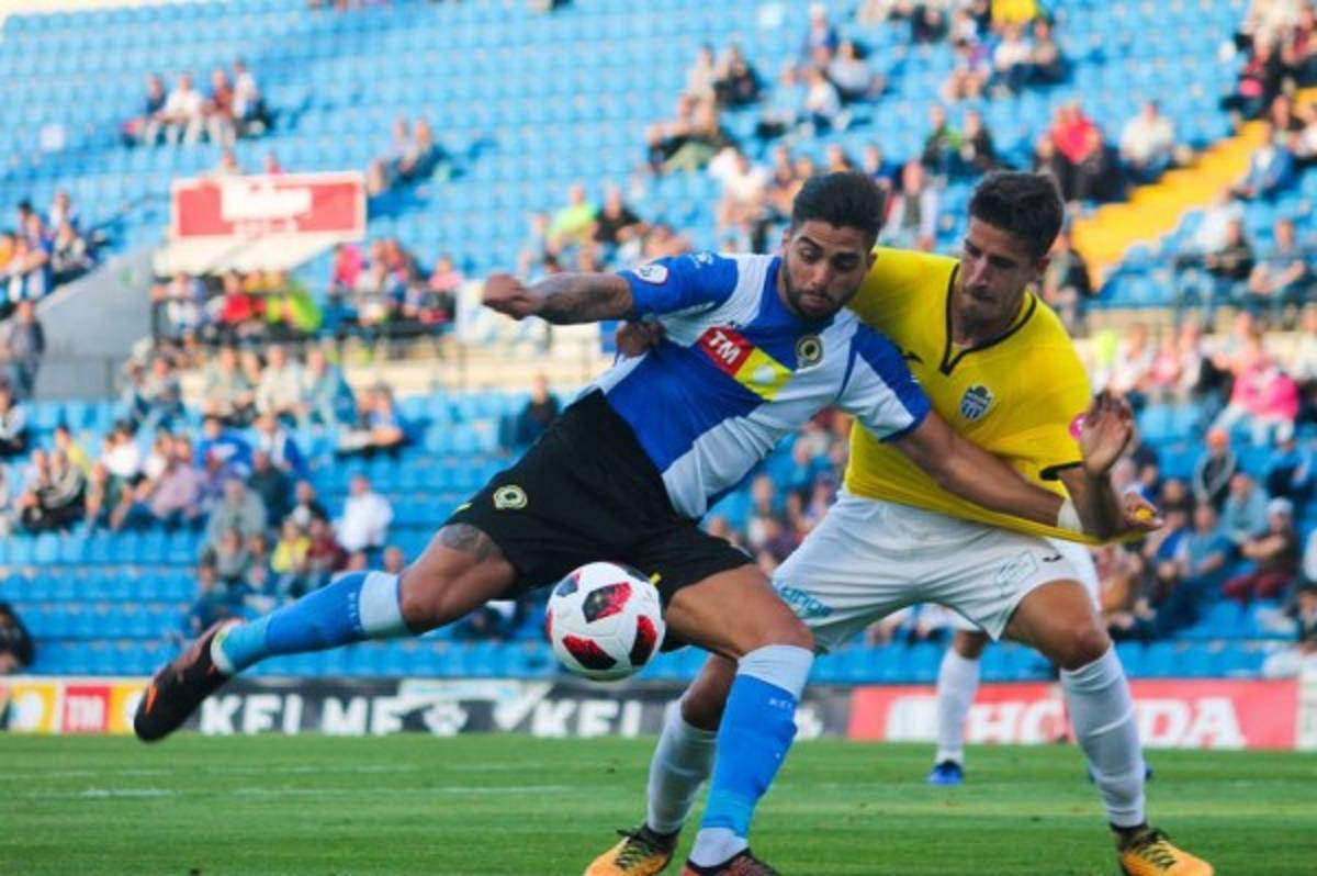 Los 11 legionarios hondureños sin contrato o con futuro incierto