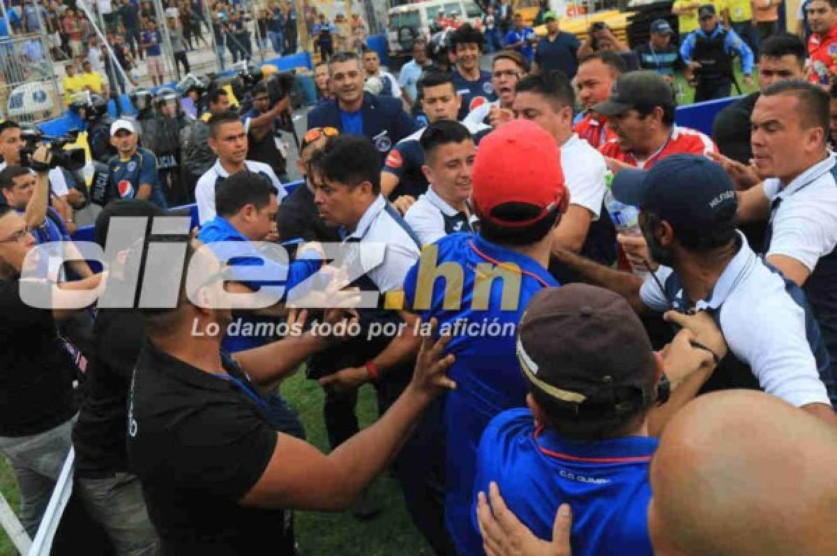 FOTOS: Golpes entre Diego Vázquez y Osman Madrid en el zafarrancho de la Gran Final entre Olimpia y Motagua