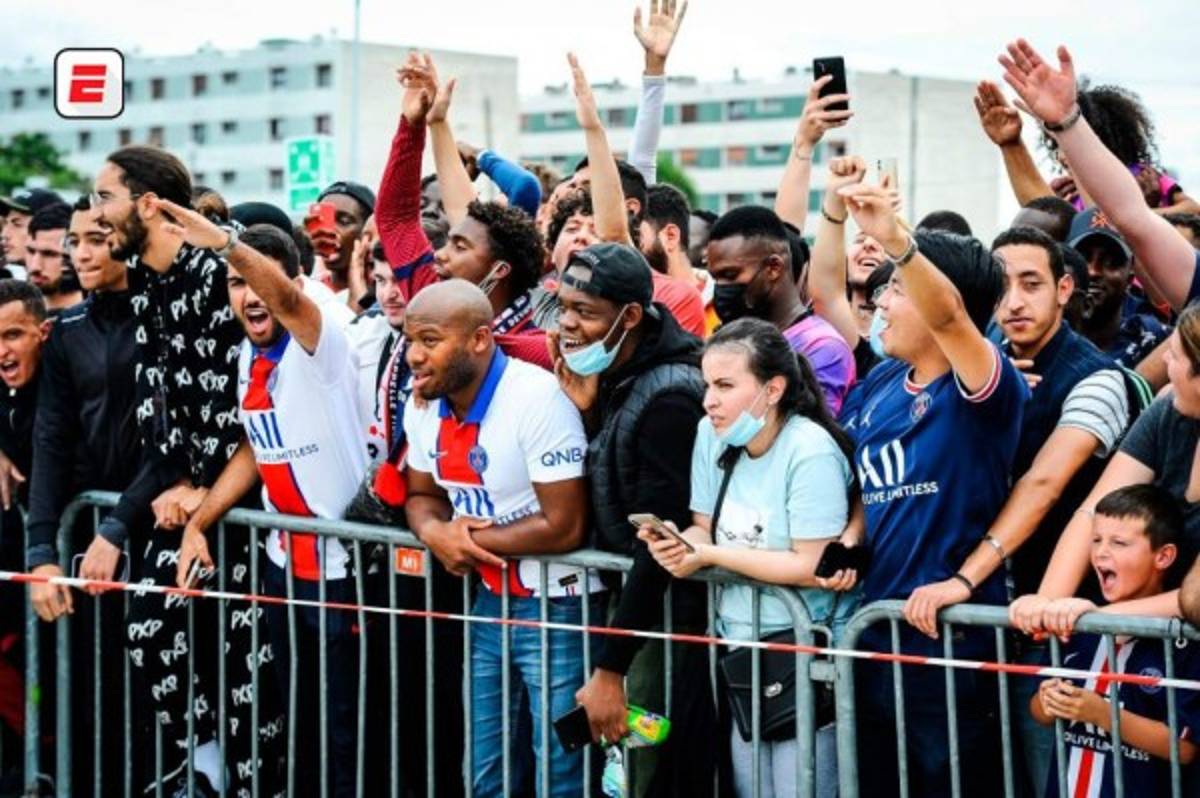 ¡Esto solo lo causa Leo Messi! La locura en París con la llegada del argentino para firmar con PSG