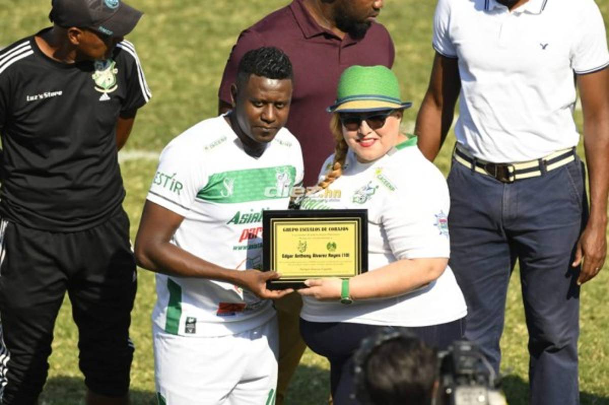 ¡Adiós capitán! Edgar Álvarez se despide del fútbol profesional con tremenda ovación