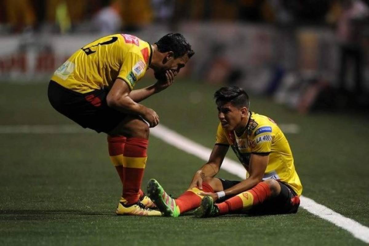 RUMORES Y FICHAJES: Ángel Tejeda cerca del fútbol tico y Saprissa reemplaza a Bengtson con un brasileño