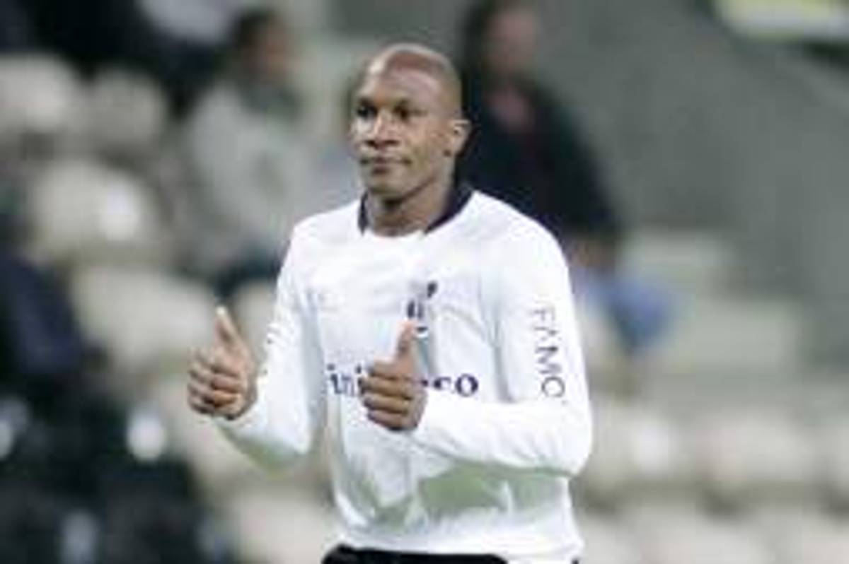 Gregory Arnolin jugará la Copa Oro buscando que un club lo fiche