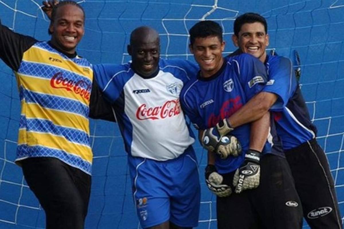 Estas son las imágenes que nunca habías visto de Noel Valladares