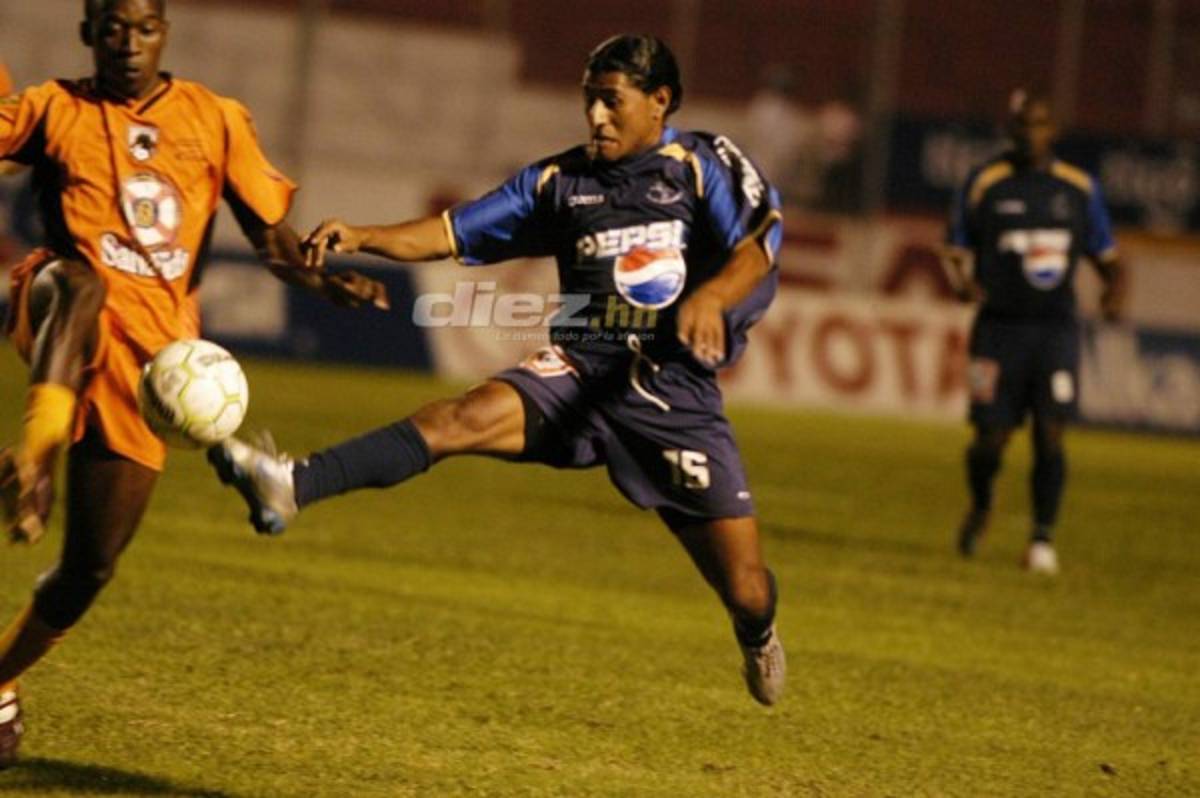 Edy Vásquez: El auto desecho donde murió, su contagioso baile, el llanto desconsolado de Emilio Izaguirre y su título con Motagua